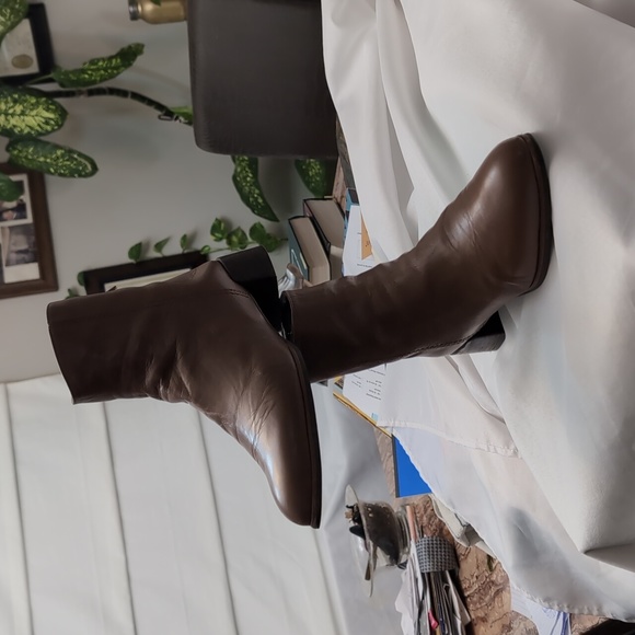 Stewart Weitzman boots - Picture 5 of 10